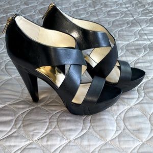 Michael Kors Heels in Black size 7